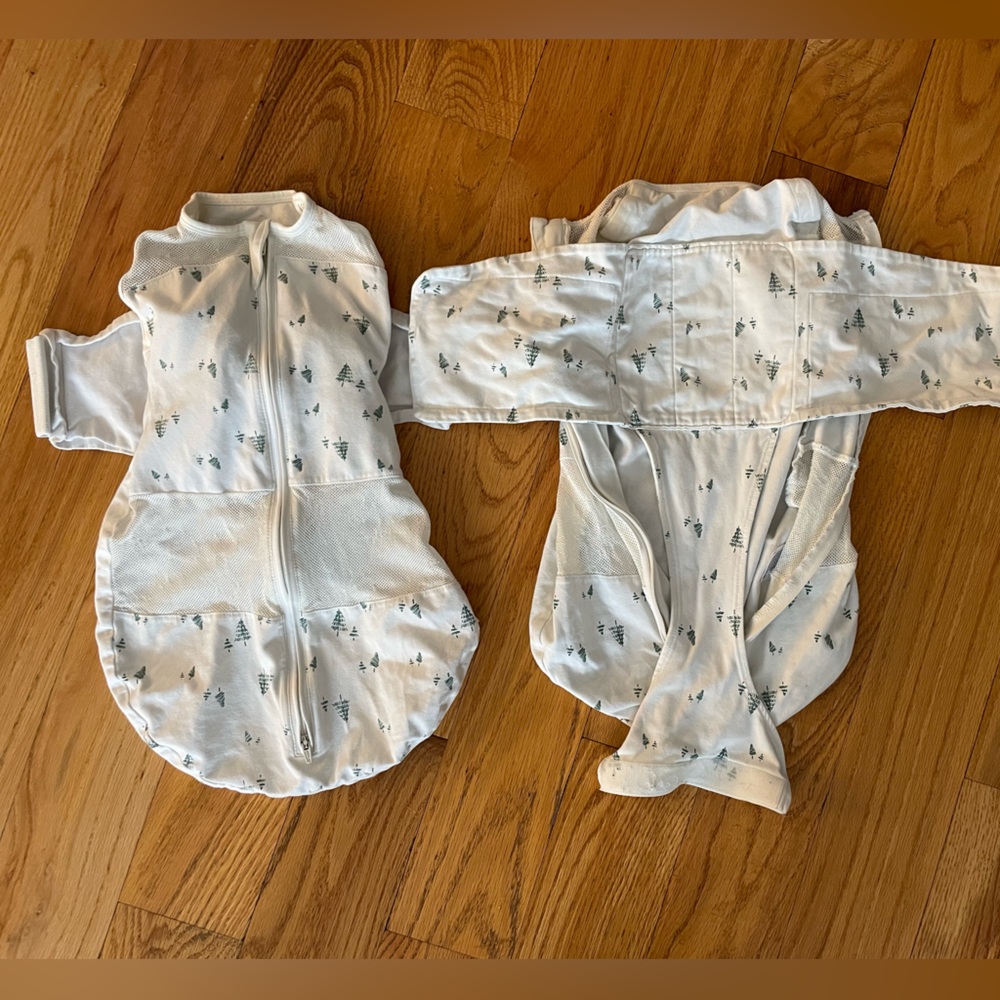 Happiest Baby SNOO Sacks (Size small)- set of 2